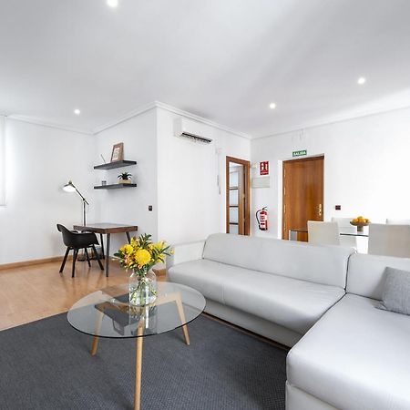 Madrid Centric Suites Bagian luar foto