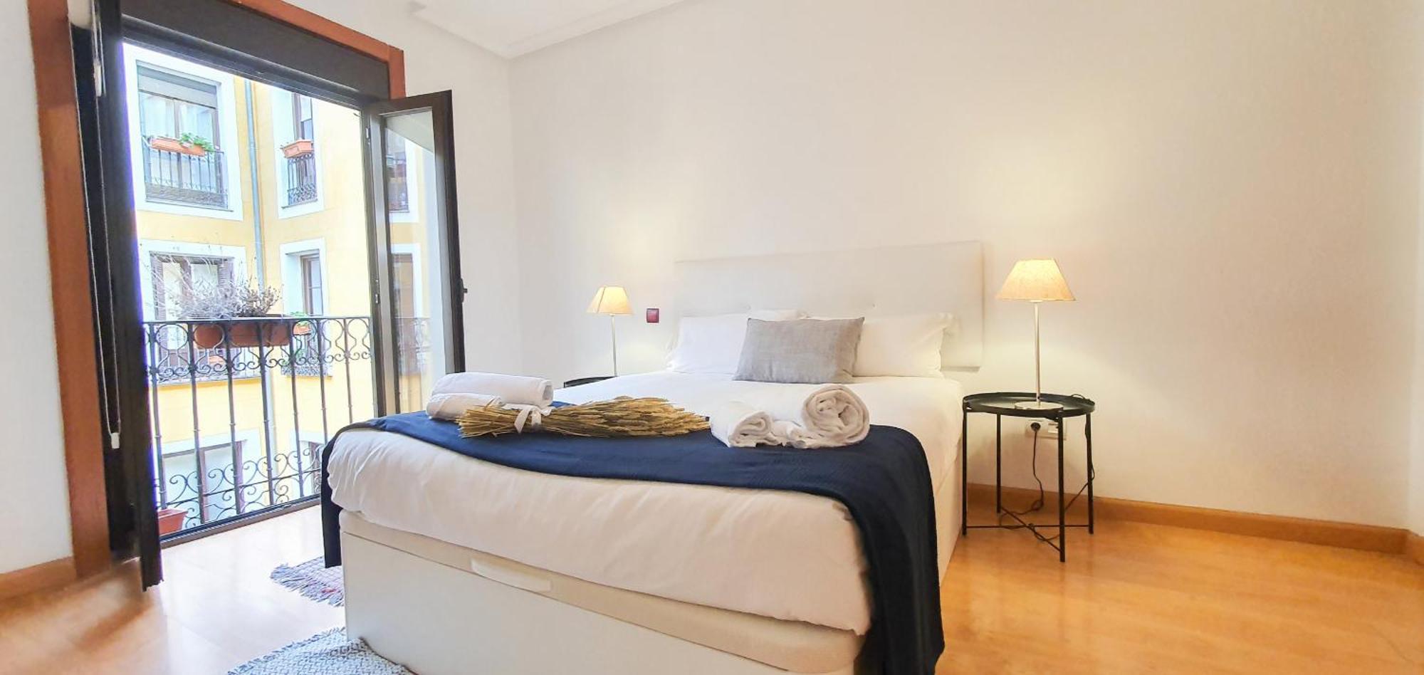 Madrid Centric Suites Bagian luar foto