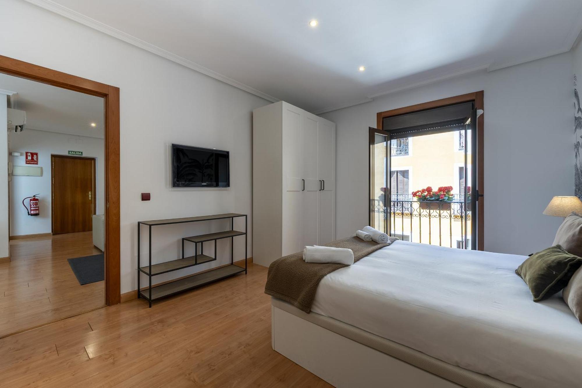 Madrid Centric Suites Bagian luar foto