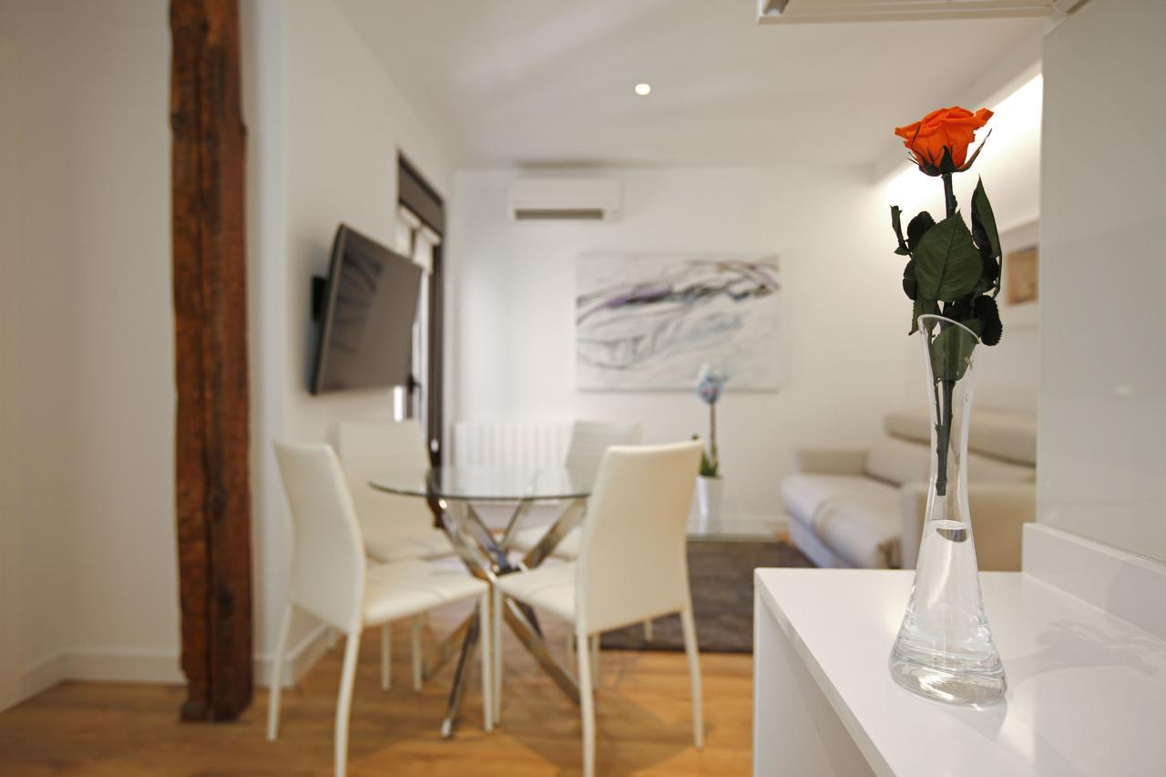 Madrid Centric Suites Bagian luar foto